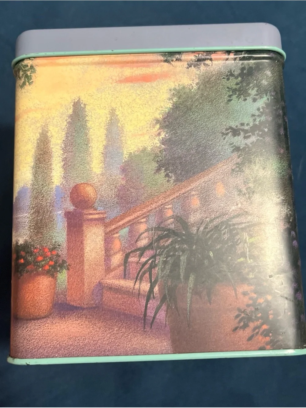 Vintage 1994 VinCenzo Japan tea tin
